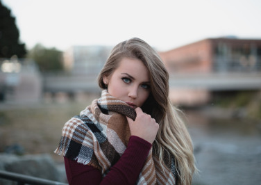 Most Popular Women's Scarves 2017